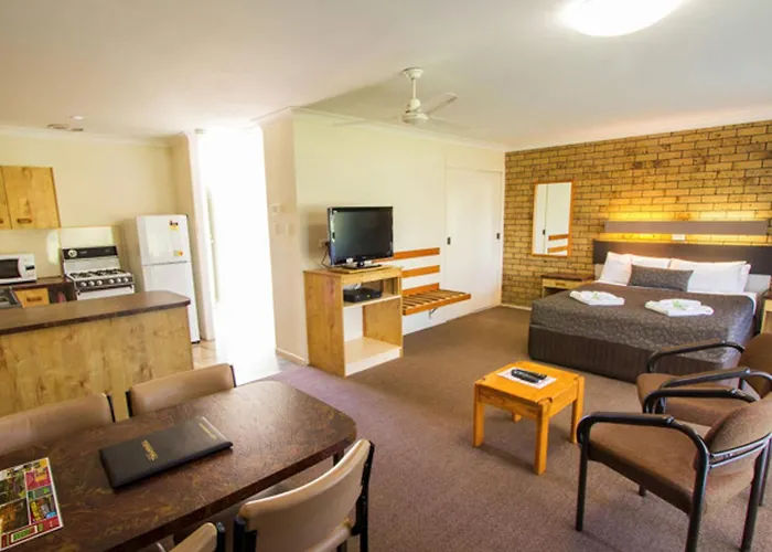 Toowoomba Motor Village